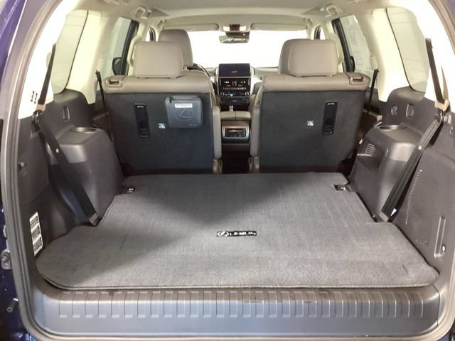 Certified 2023 Lexus GX 460 Luxury w/ Sport Design Package AWD/4WD image 14