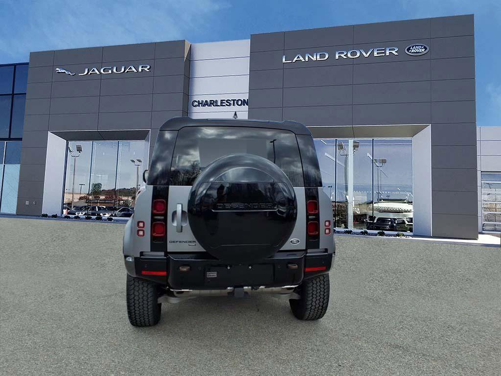 Certified 2023 Land Rover Defender 110 X-Dynamic SE AWD/4WD image 4