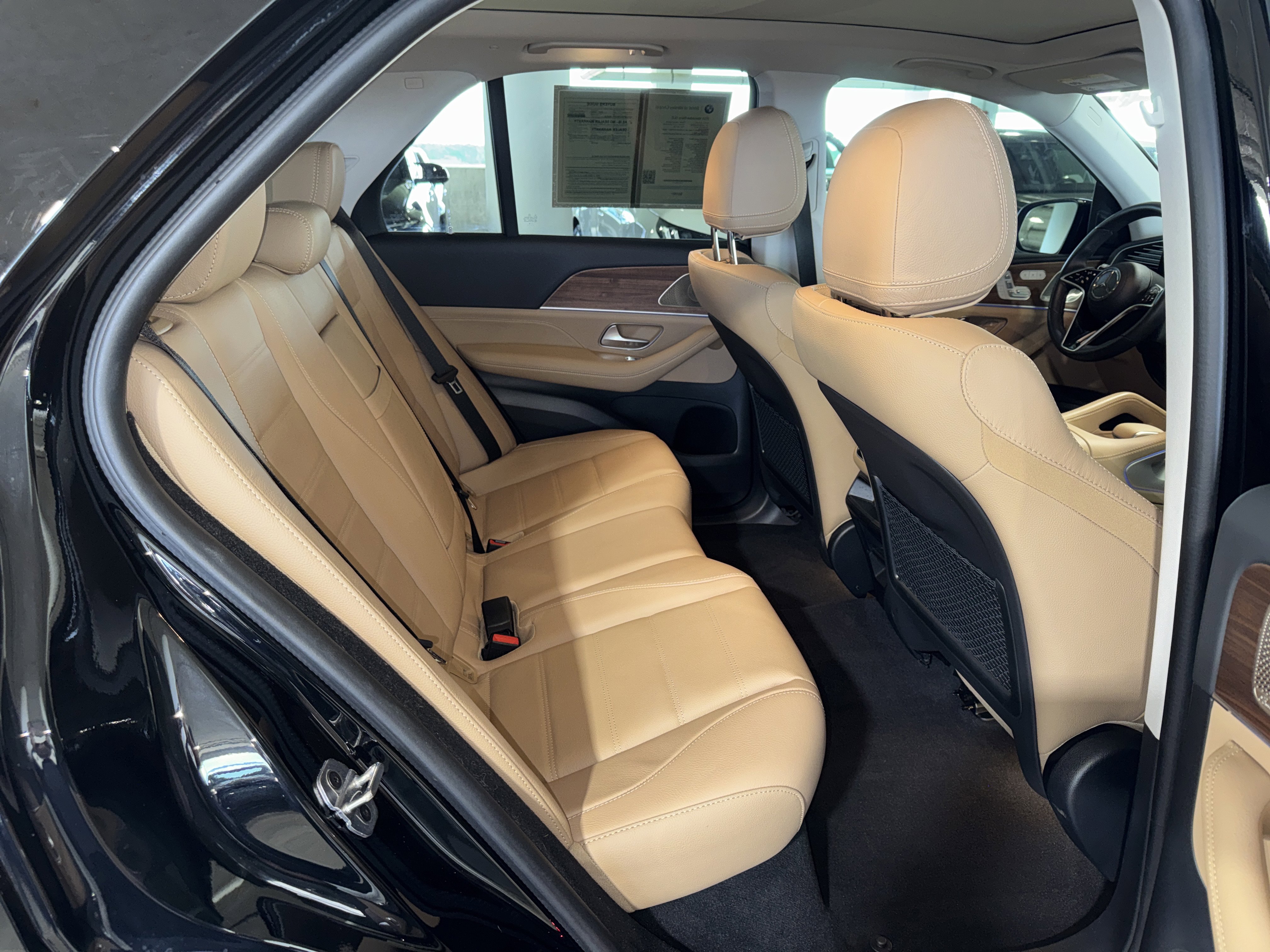 Used 2025 Mercedes-Benz GLE 350 4MATIC image 12