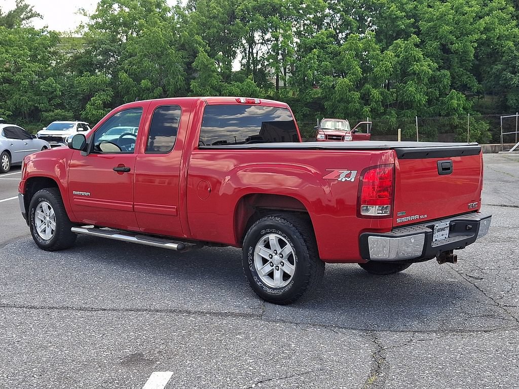 Used 2011 GMC Sierra 1500 SLE w/ Power Tech Package AWD/4WD image 4