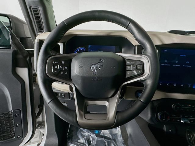 Used 2021 Ford Bronco Wildtrak image 13