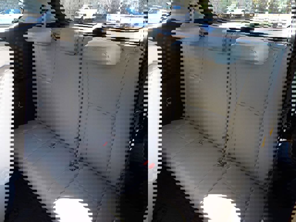 Used 2022 Toyota Highlander XLE image 25