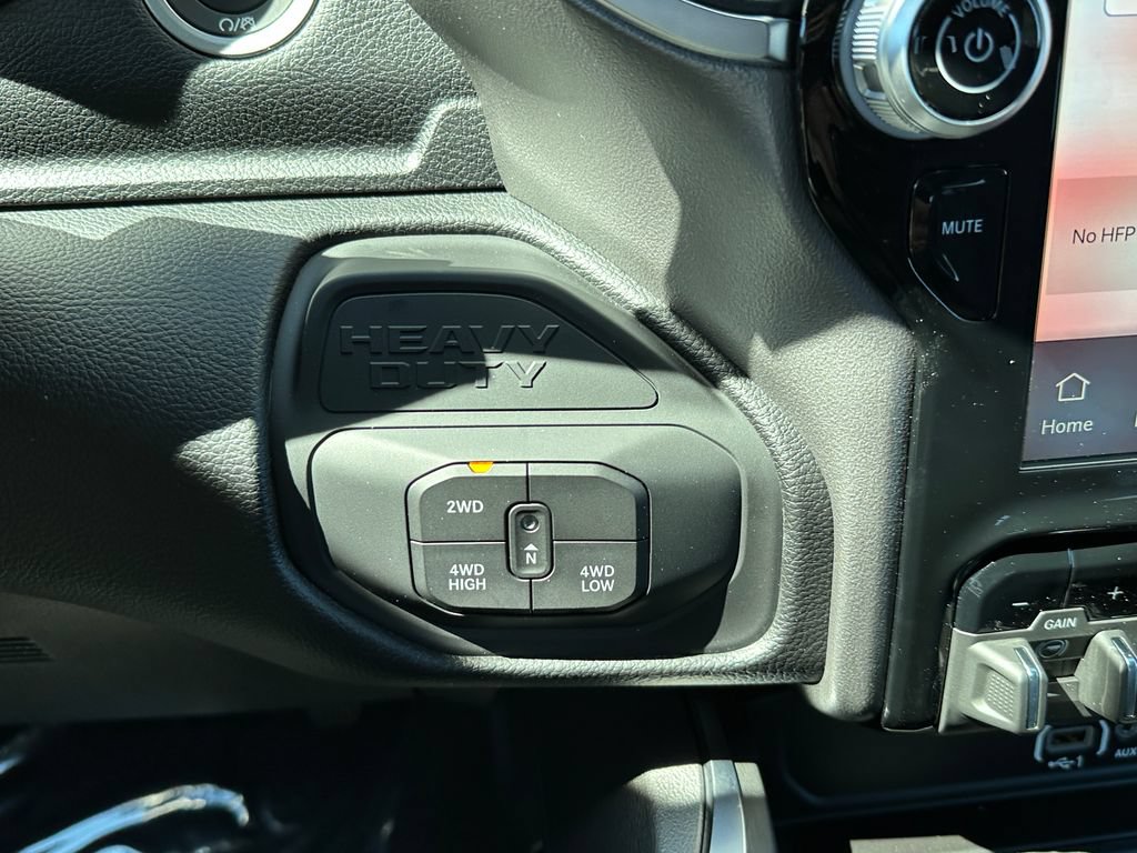 New 2026 RAM 2500 Big Horn AWD/4WD image 24