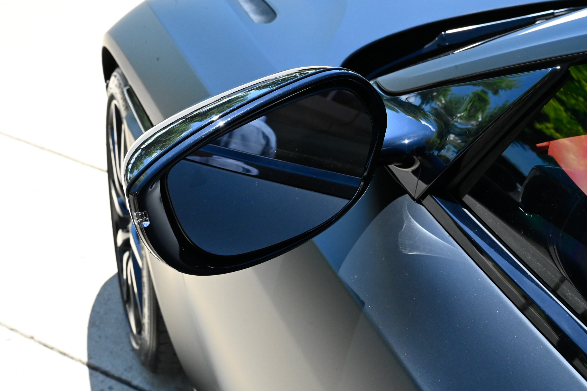 Used 2021 Aston Martin DB11 Coupe RWD image 14