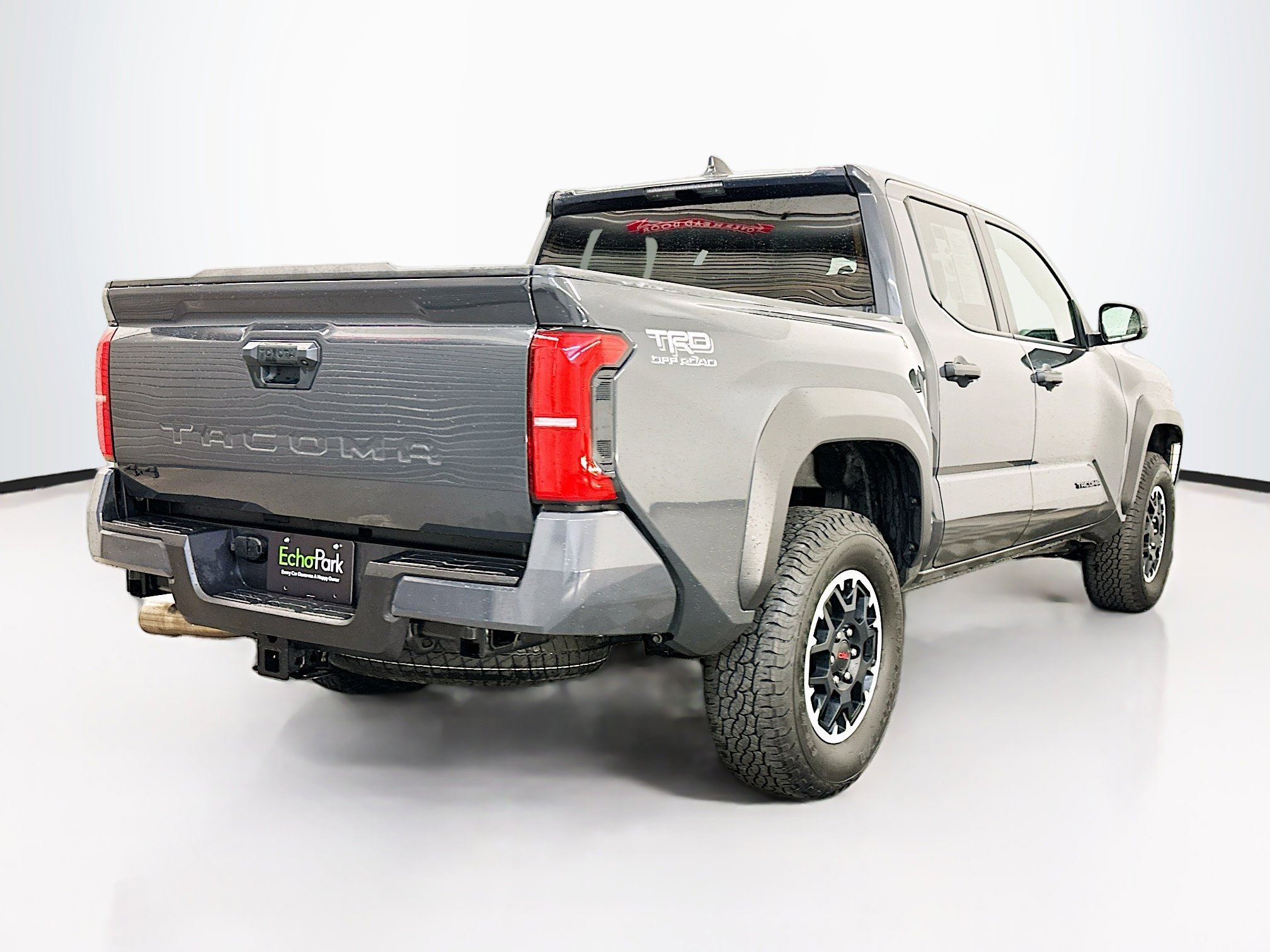 Used 2025 Toyota Tacoma TRD Off-Road image 9
