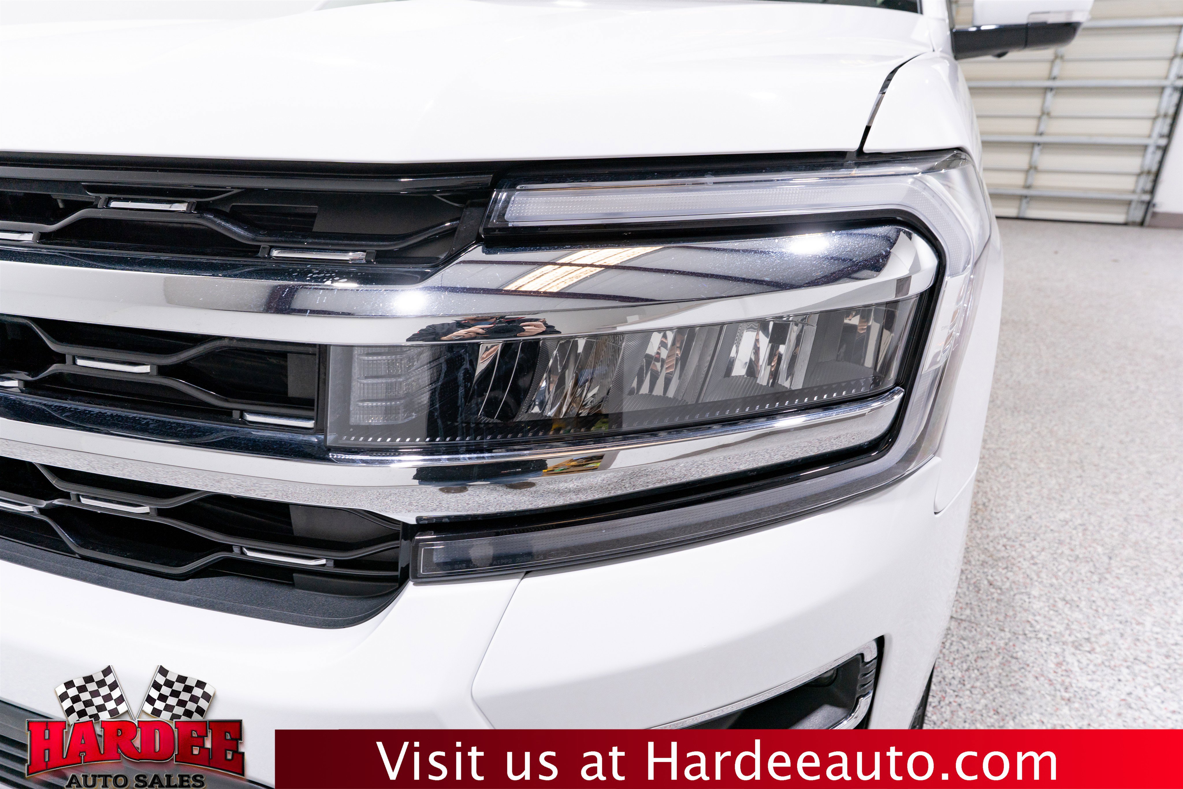 Used 2024 Ford Expedition Max Limited image 8