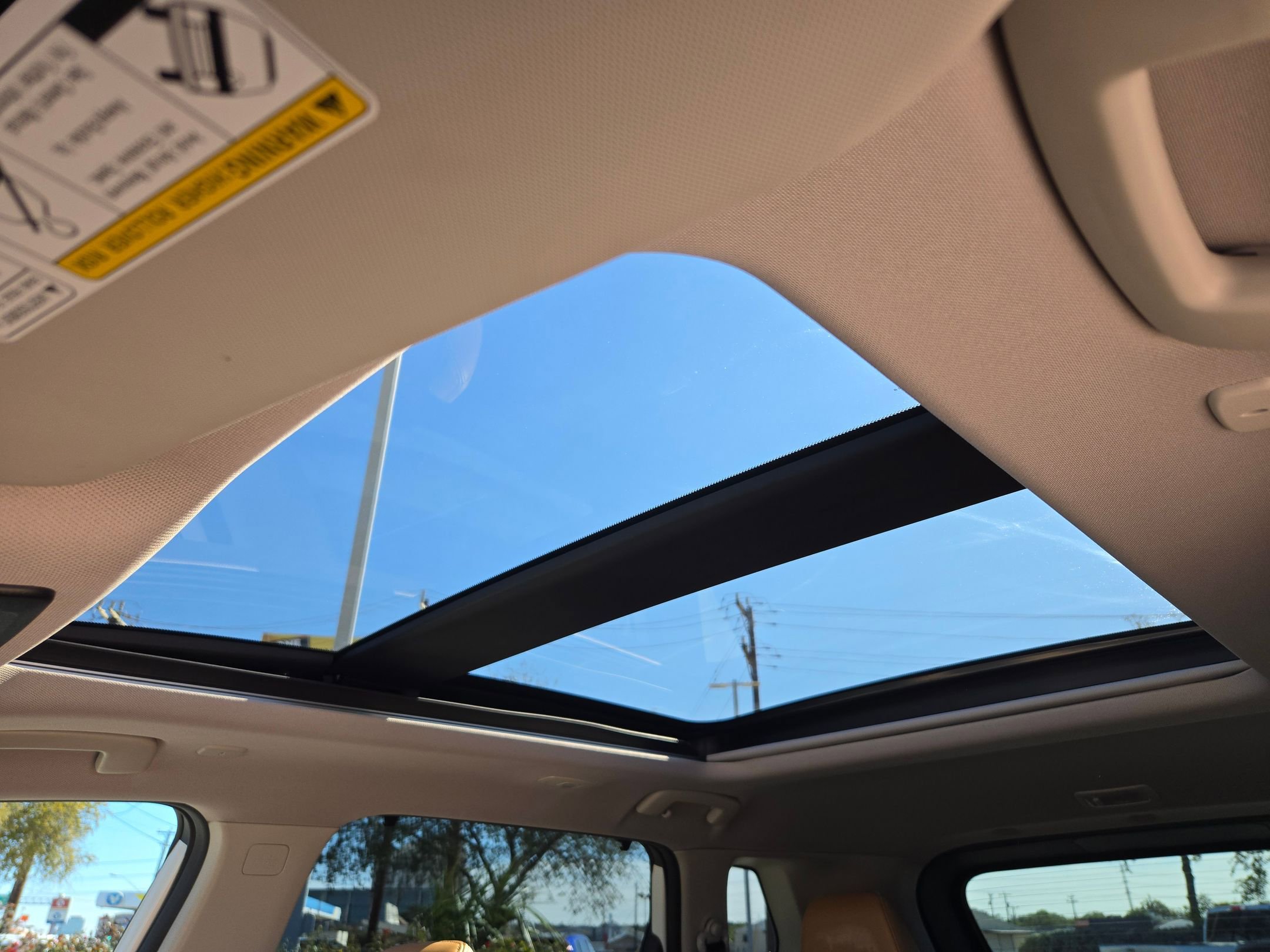 Used 2023 Nissan Rogue Platinum w/ Platinum Premium Package image 10