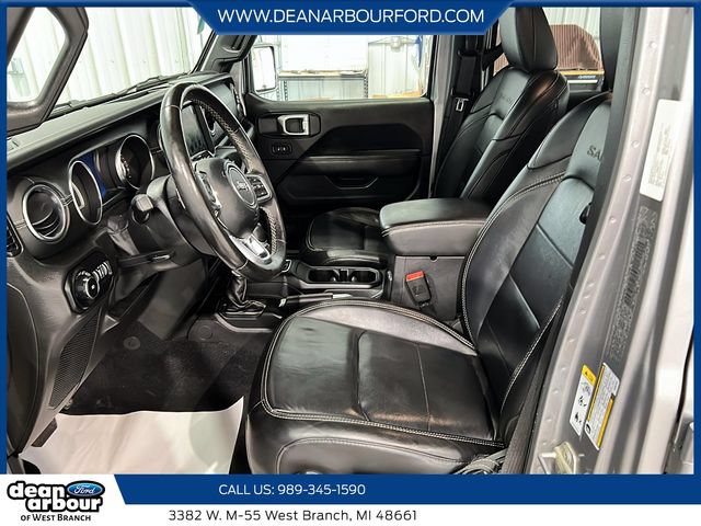 Used 2019 Jeep Wrangler Unlimited Sahara w/ Advanced Safety Group AWD/4WD image 9