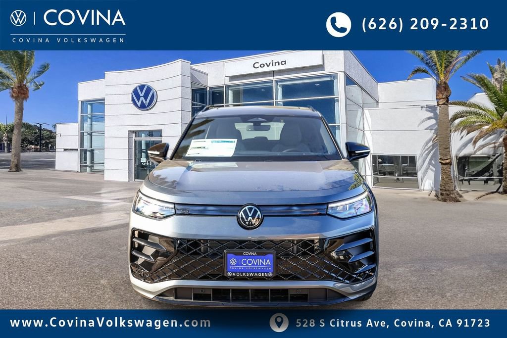 New 2026 Volkswagen Tiguan SE R-Line image 2