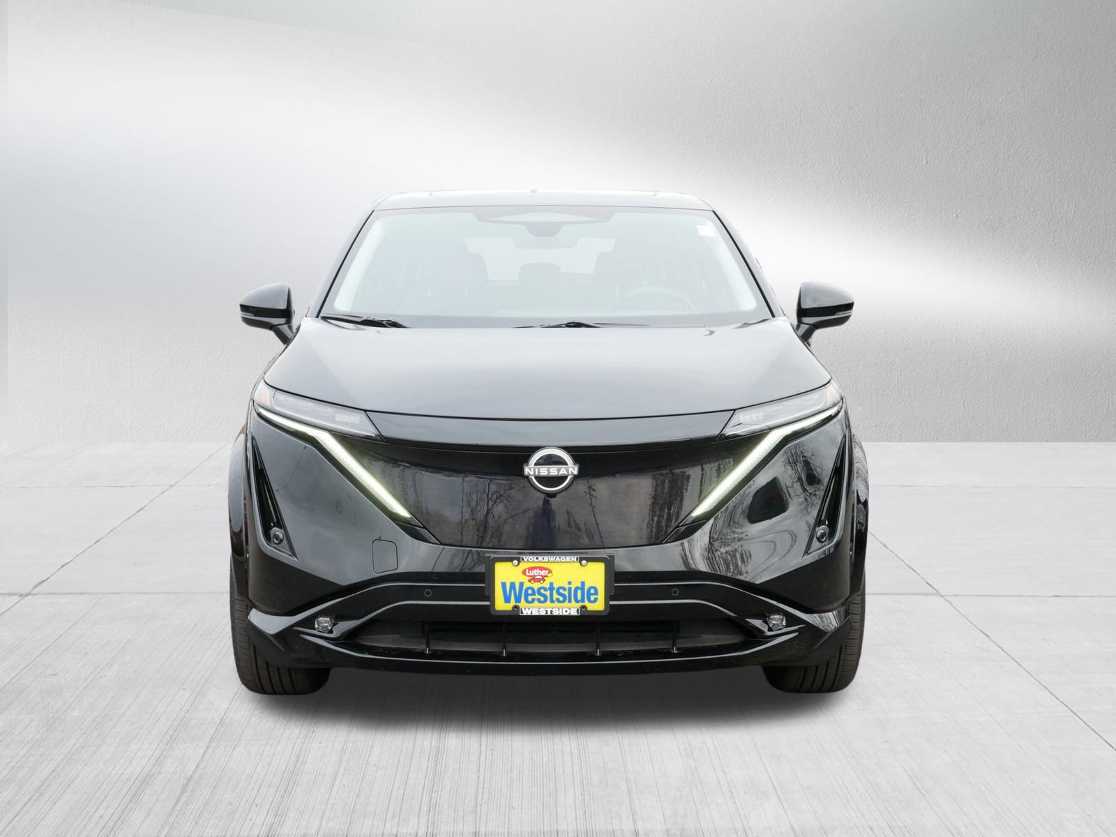Used 2024 Nissan Ariya PLATINUM+ video 2