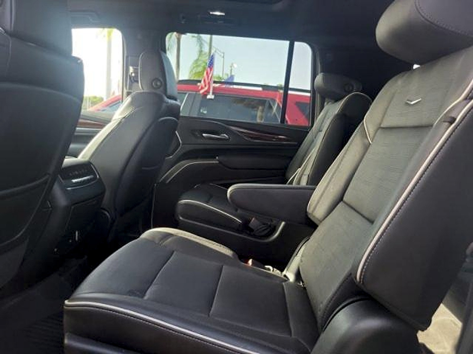 Used 2023 Cadillac Escalade ESV Premium Luxury w/ LPO, Floor Liner Package AWD/4WD image 16