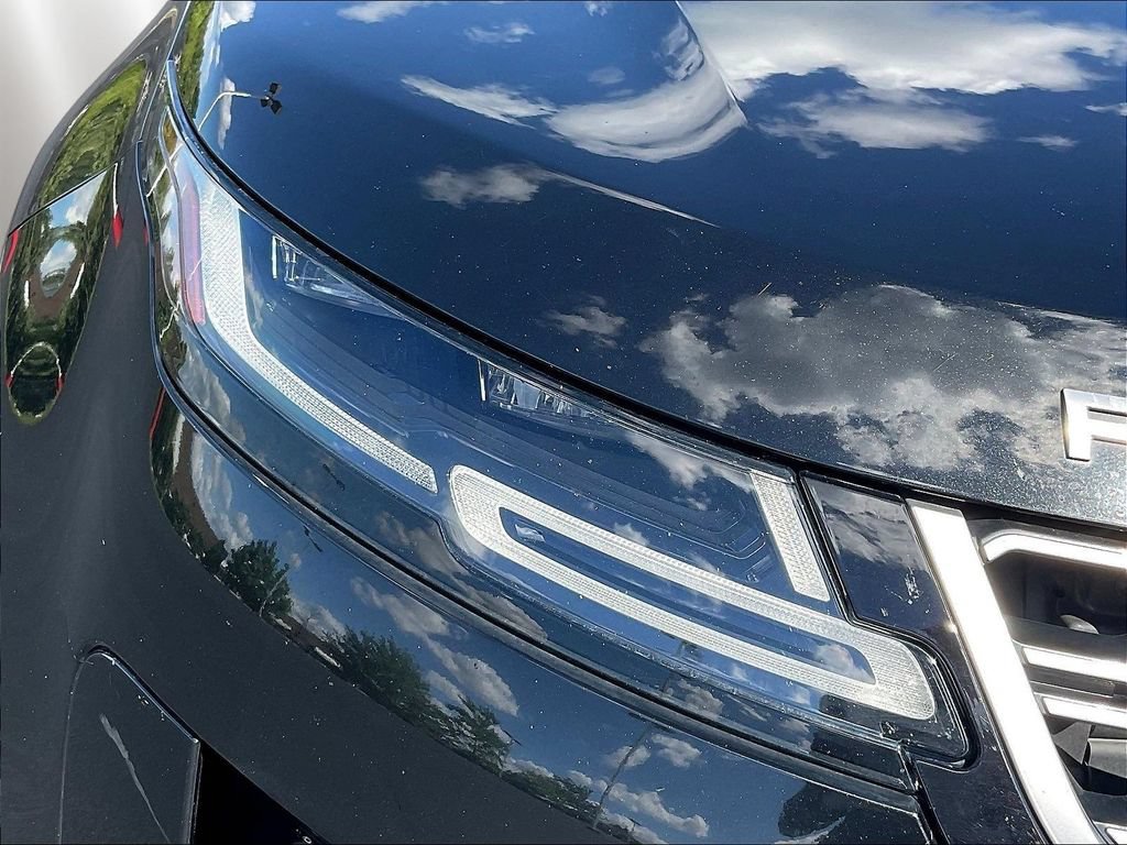 Used 2020 Land Rover Range Rover Evoque SE AWD/4WD image 32