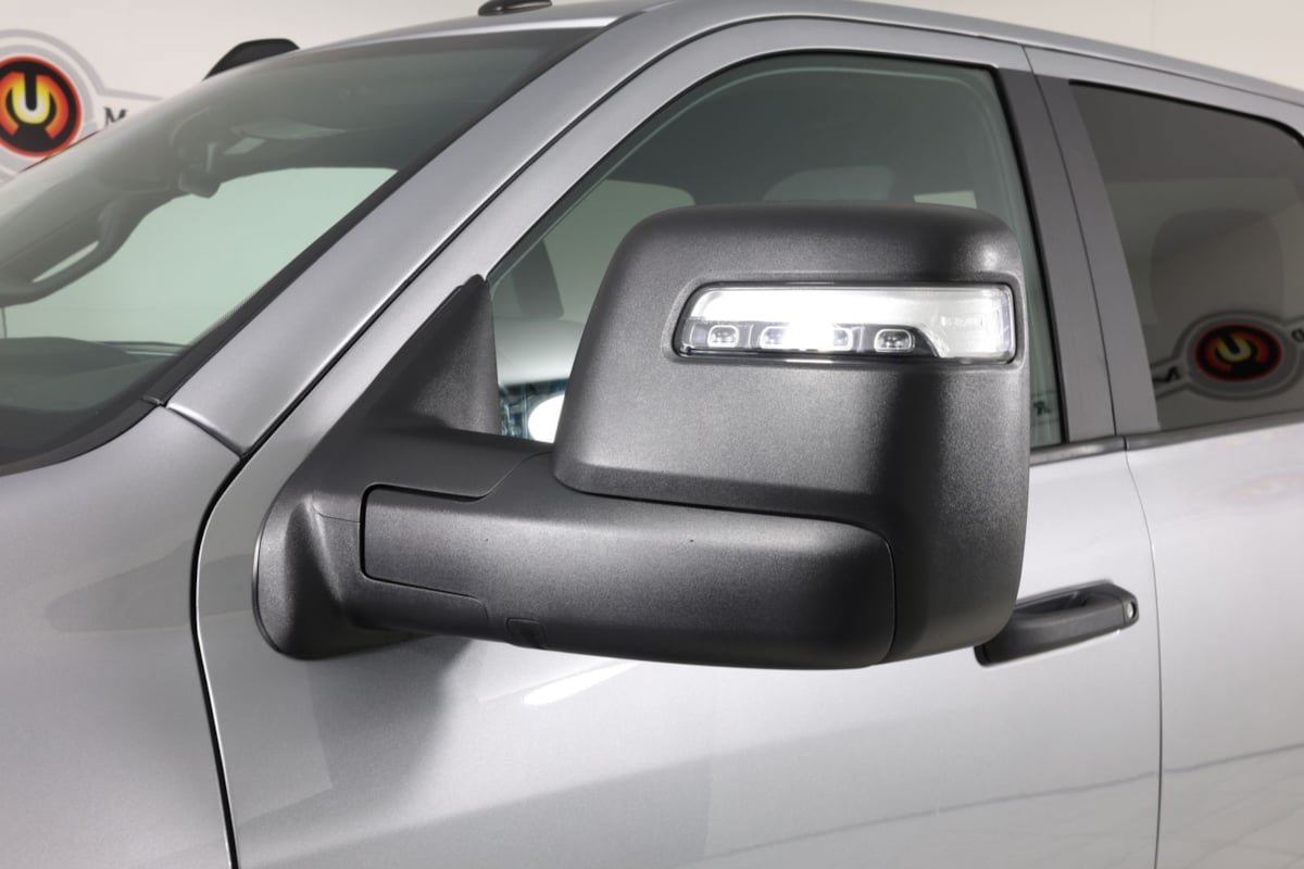 Used 2024 RAM 2500 Big Horn AWD/4WD image 46