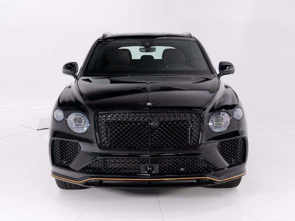 Certified 2025 Bentley Bentayga image 8