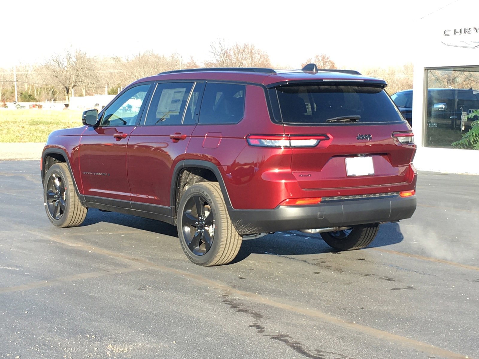 New 2025 Jeep Grand Cherokee L Altitude image 7