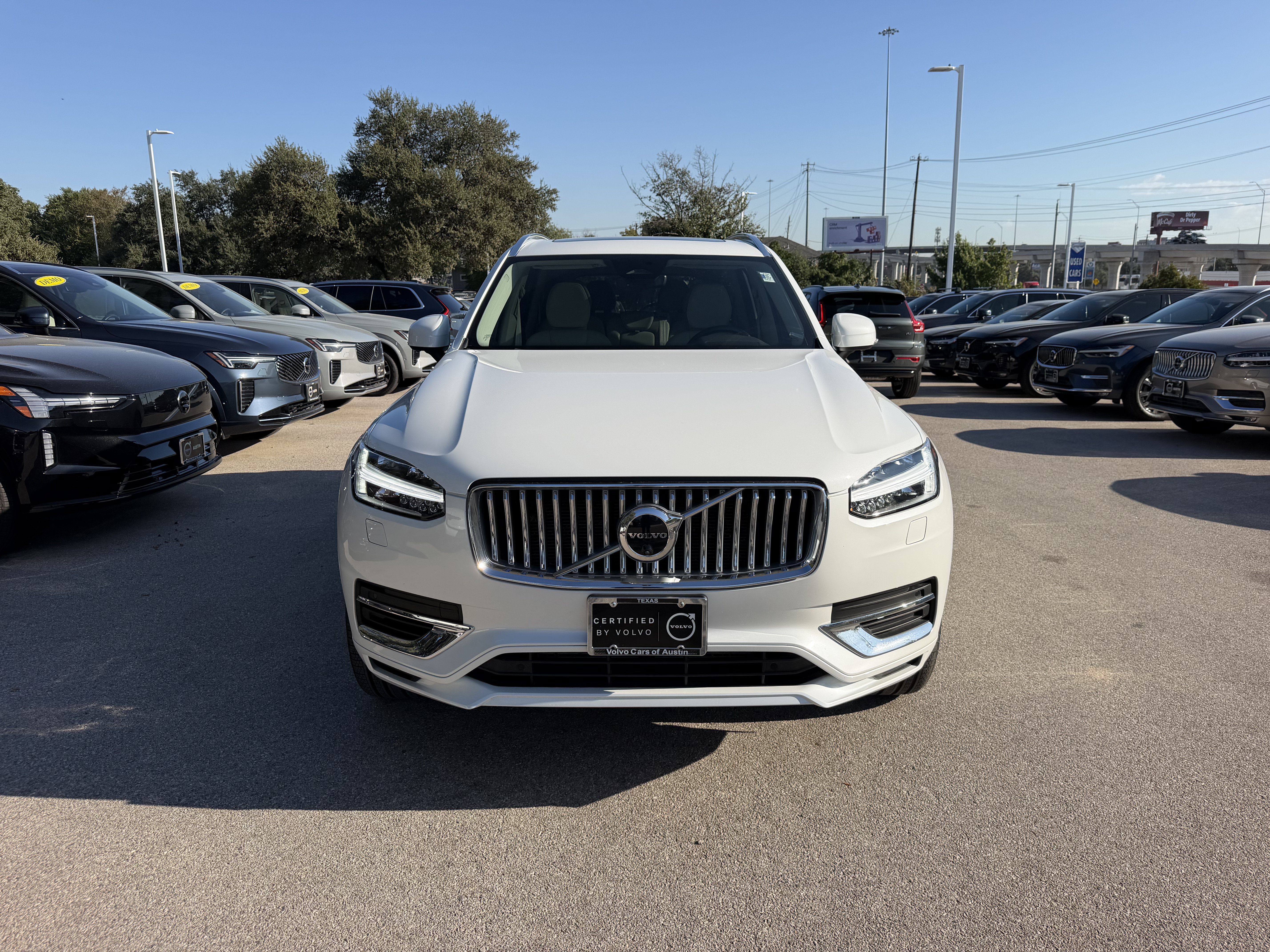 Certified 2024 Volvo XC90 T8 Plus w/ Protection Package Premier AWD/4WD image 8
