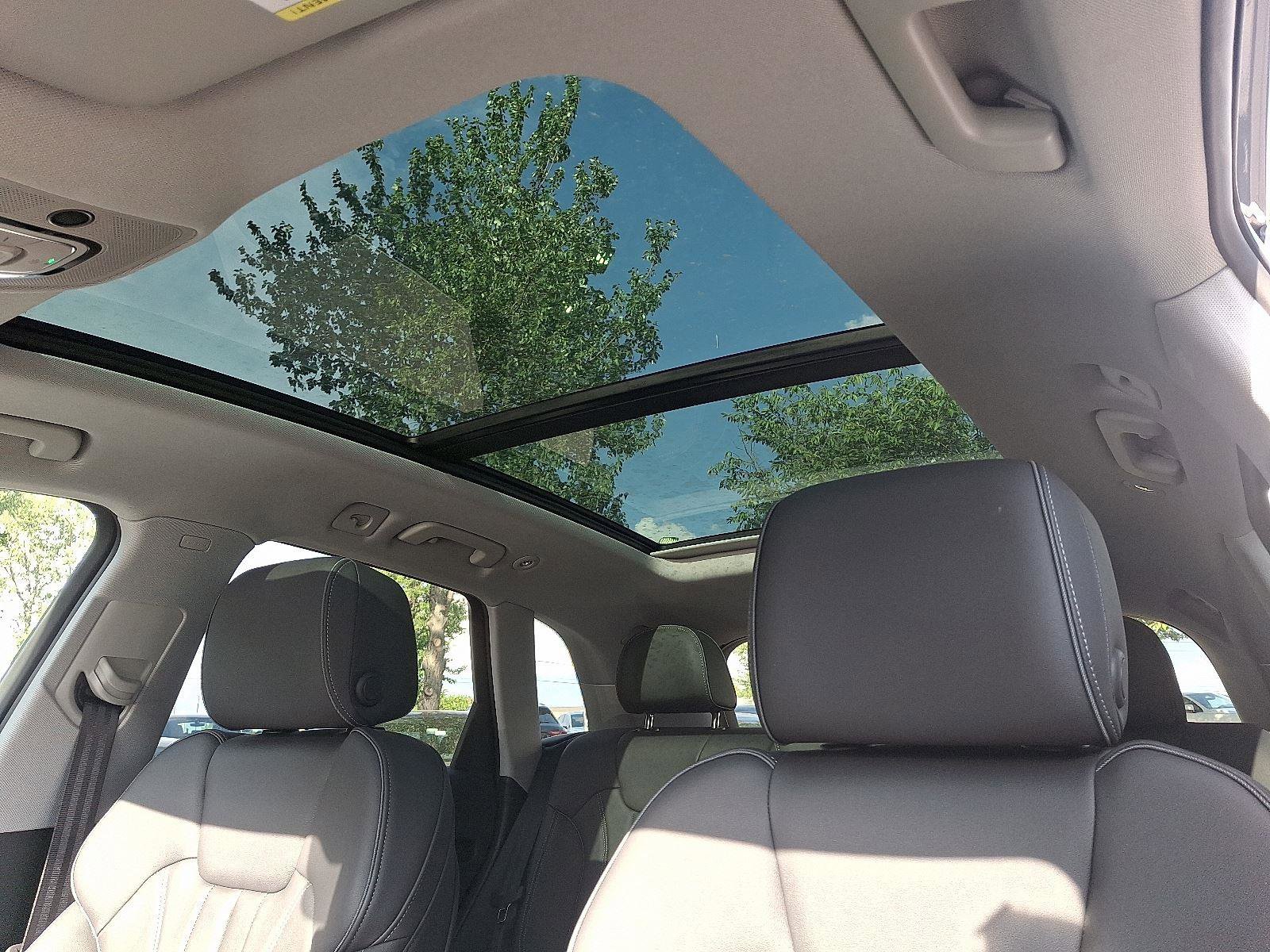 Certified 2025 Audi Q5 2.0T Premium image 14