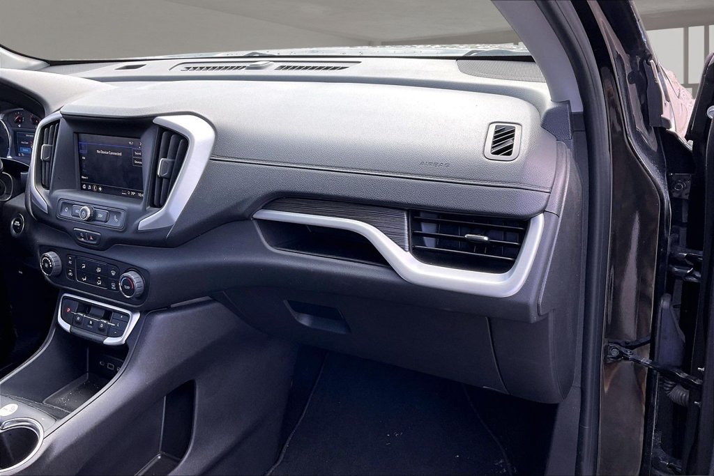 Used 2024 GMC Terrain SLE AWD/4WD image 21