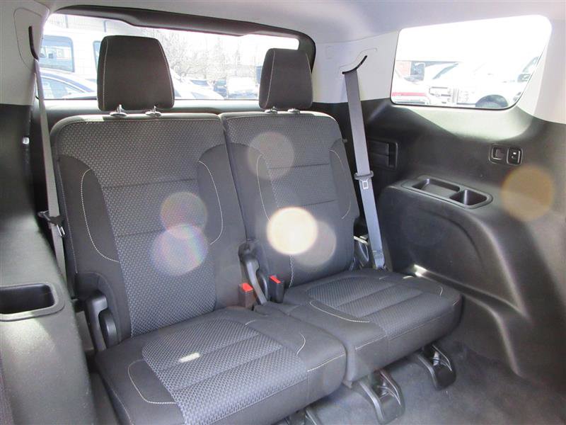 Used 2022 GMC Acadia SLE w/ Driver Convenience Package image 28