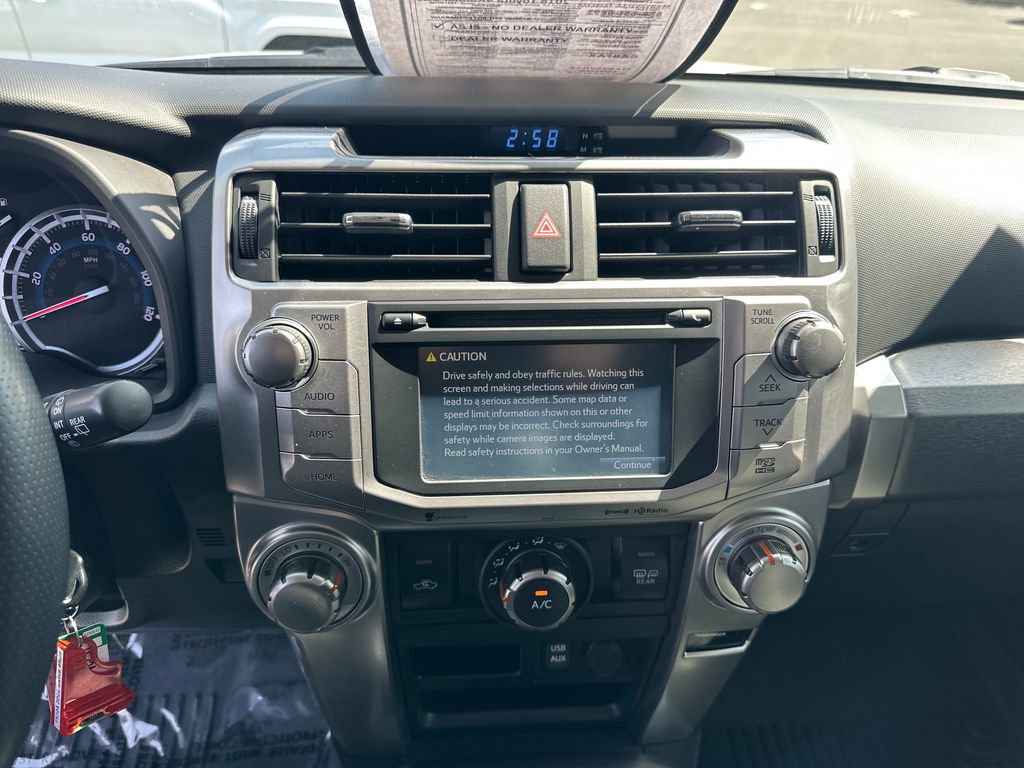 Used 2018 Toyota 4Runner SR5 AWD/4WD image 22