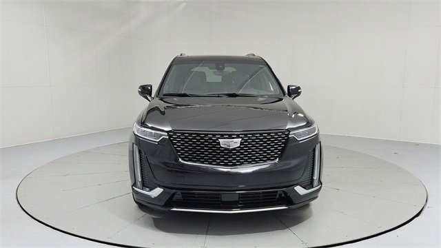 Used 2023 Cadillac XT6 Sport w/ LPO, ONYX Package image 8