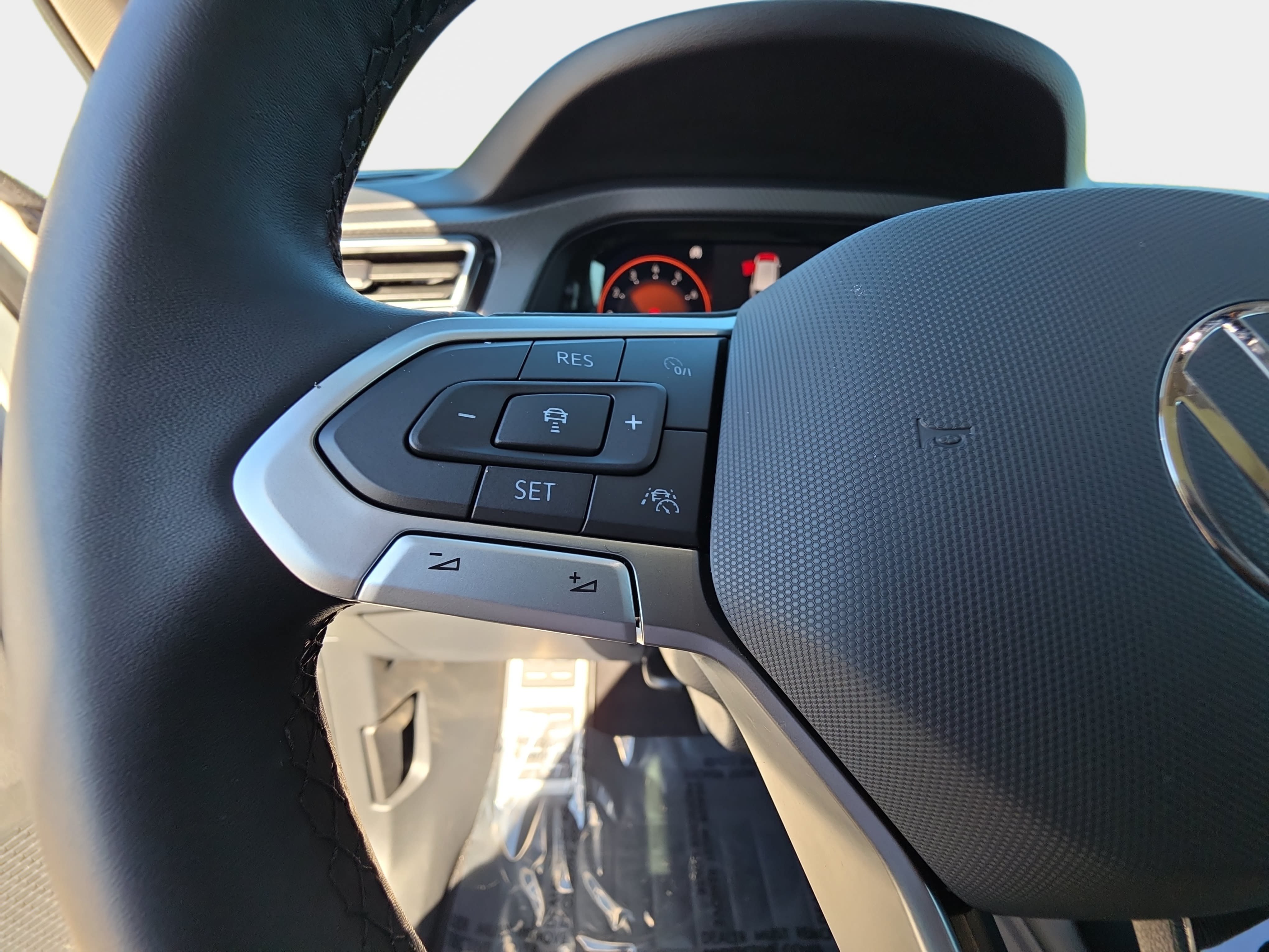 Used 2026 Volkswagen Atlas Peak Edition AWD/4WD image 19