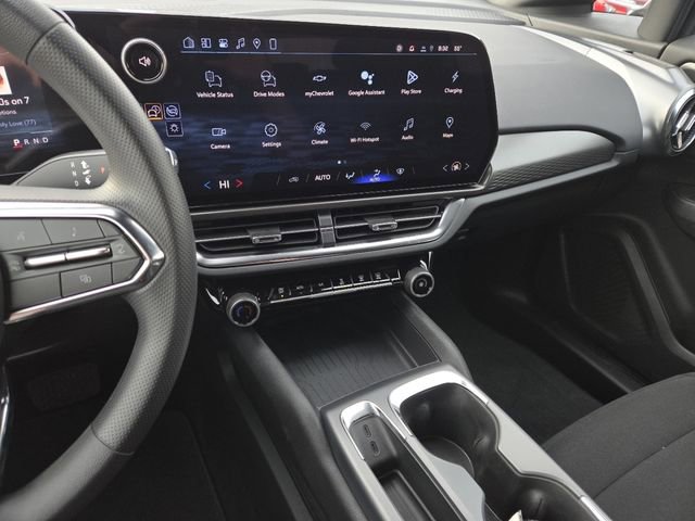 Certified 2026 Chevrolet Equinox EV LT FWD image 32