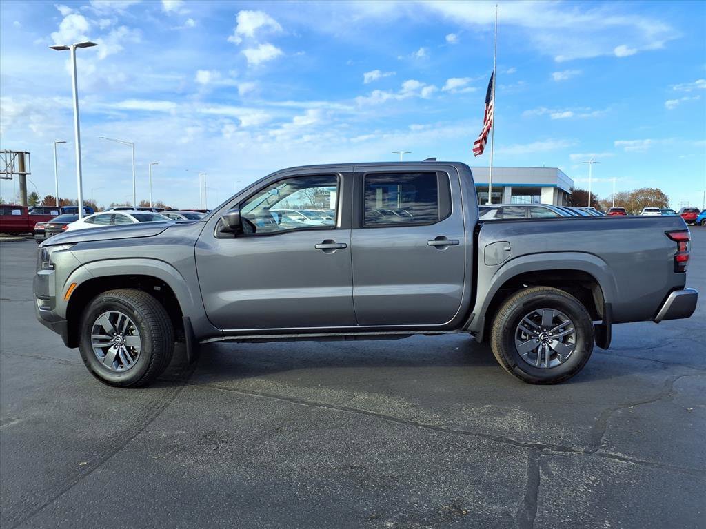 Used 2025 Nissan Frontier SV image 29