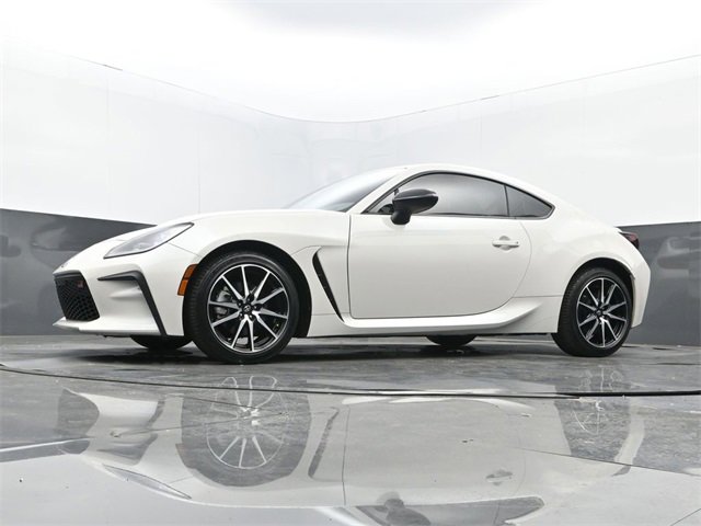 Used 2024 Toyota GR86 image 25