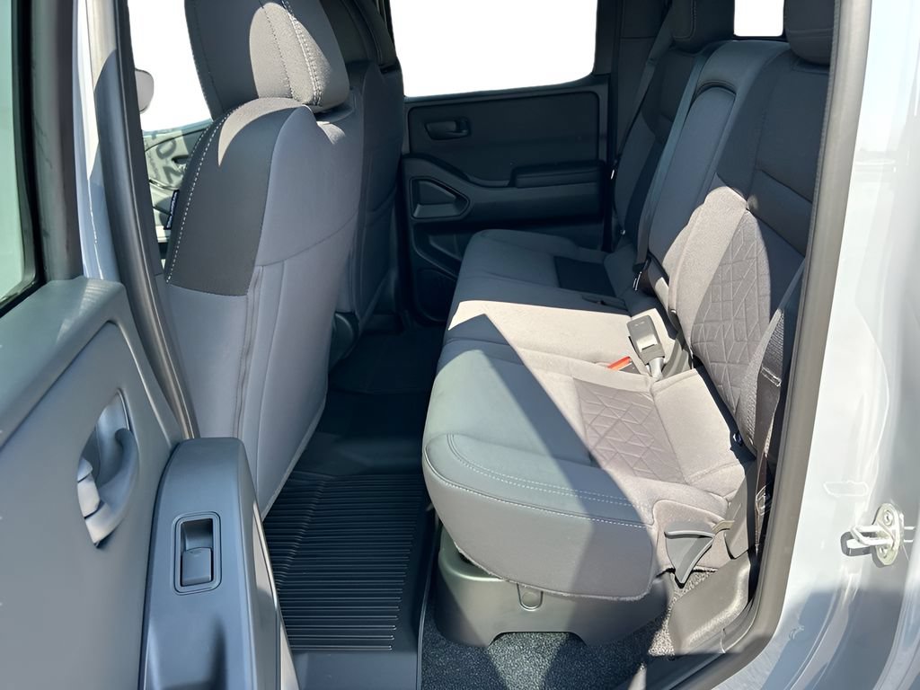 New 2026 Nissan Frontier SV w/ All-Weather Content Package AWD/4WD image 15