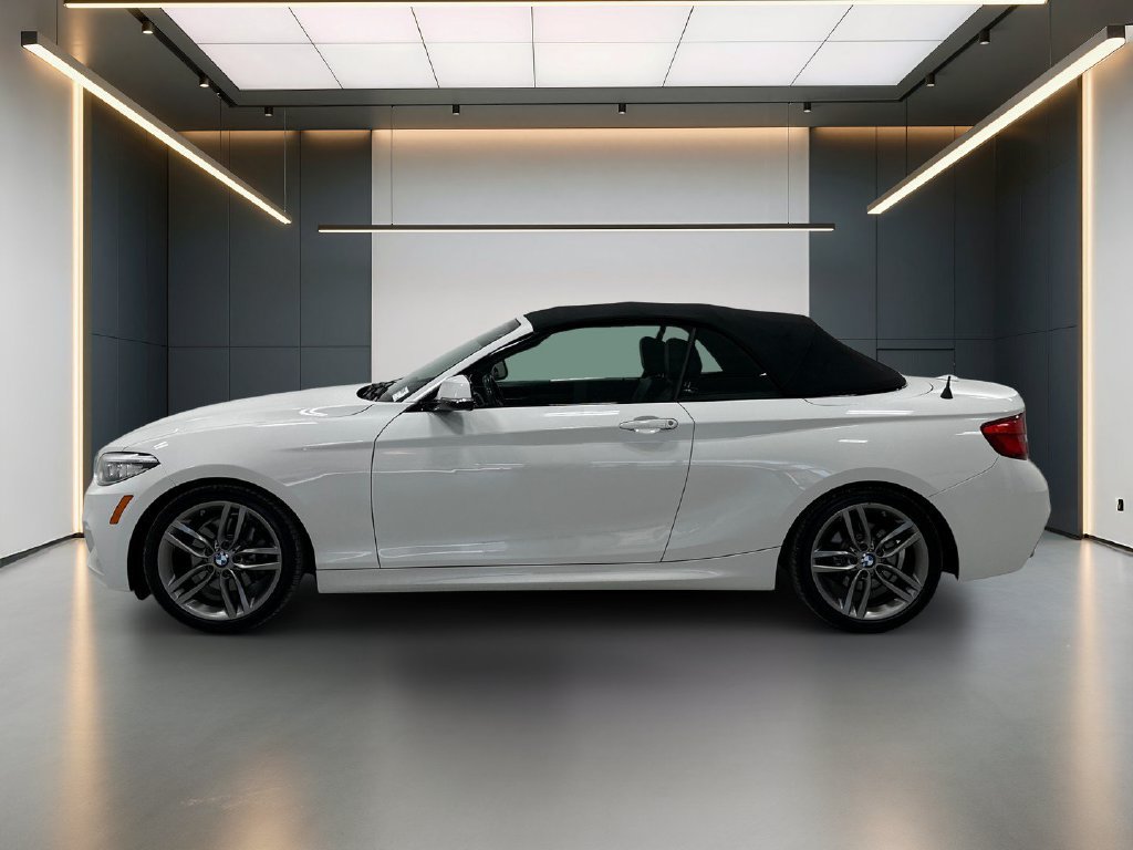 Used 2018 BMW 230i Convertible RWD image 2