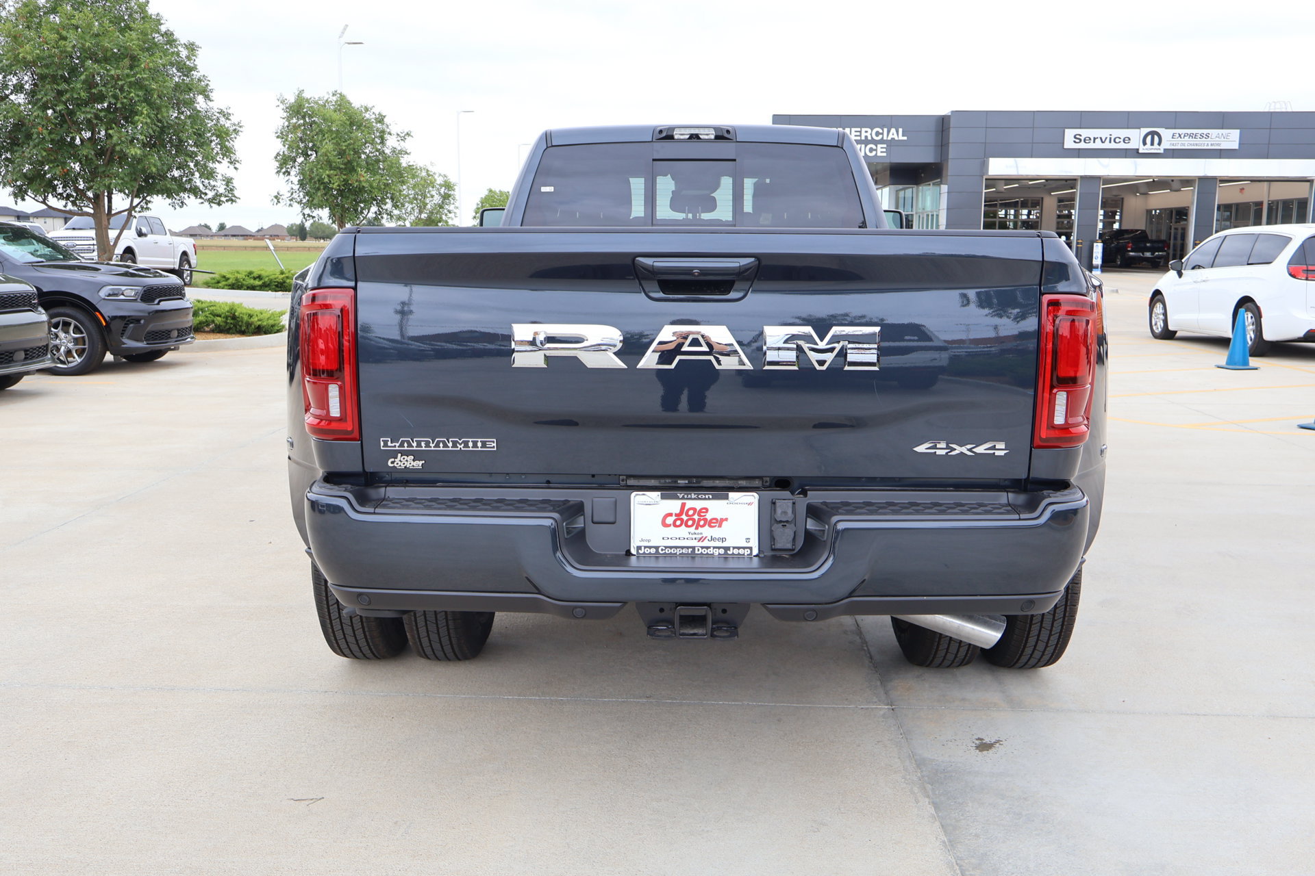 New 2026 RAM 3500 Laramie w/ Max Tow Package AWD/4WD image 22