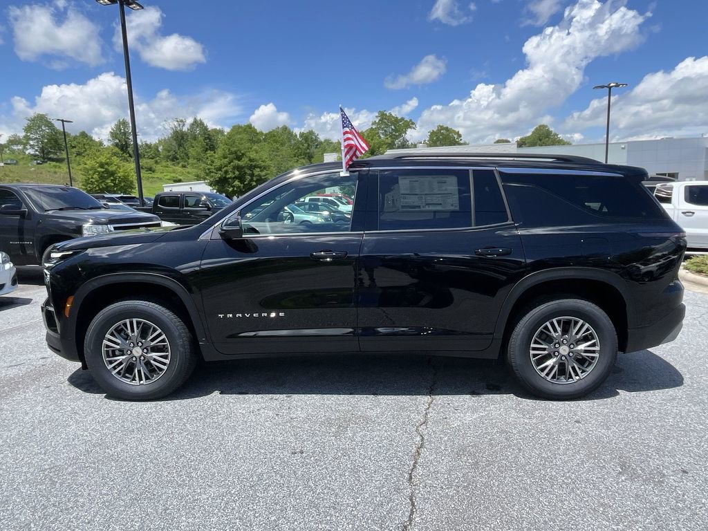 New 2025 Chevrolet Traverse LT w/ Driver Confidence Package image 5