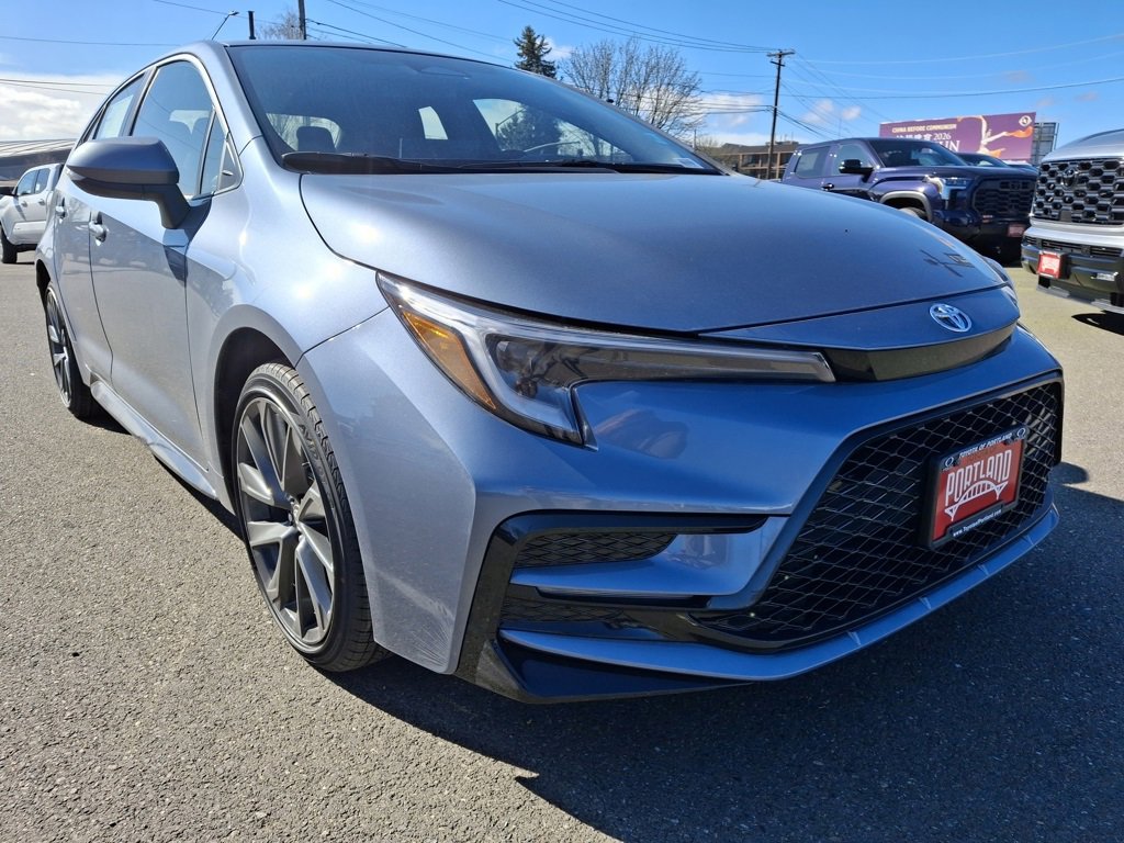 New 2026 Toyota Corolla SE image 2