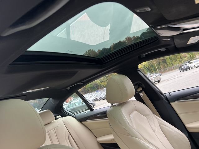 Used 2020 BMW 530i w/ Convenience Package image 34