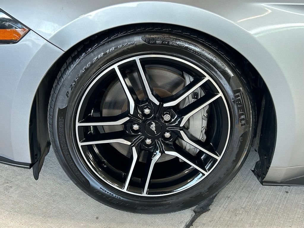 Used 2023 Ford Mustang GT RWD image 26