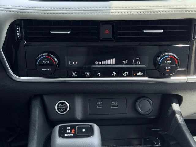 Used 2022 Nissan Rogue SV AWD/4WD image 34