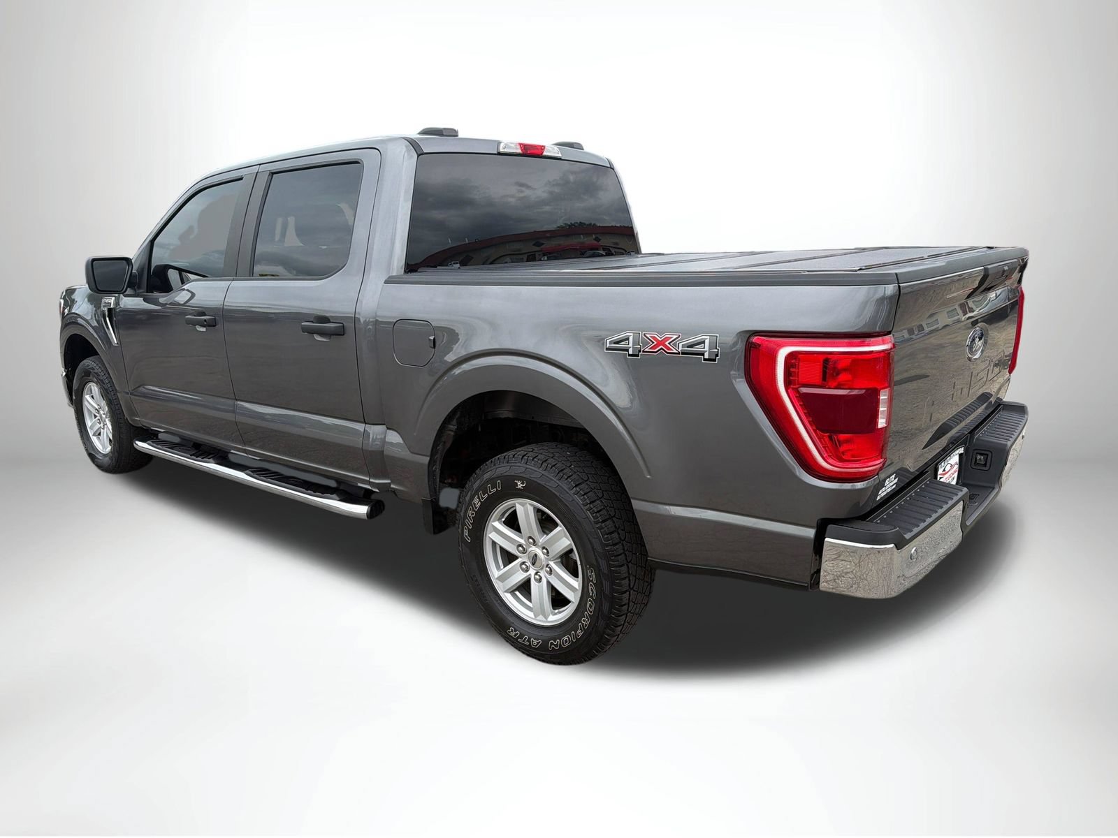 Used 2021 Ford F150 XLT AWD/4WD image 4