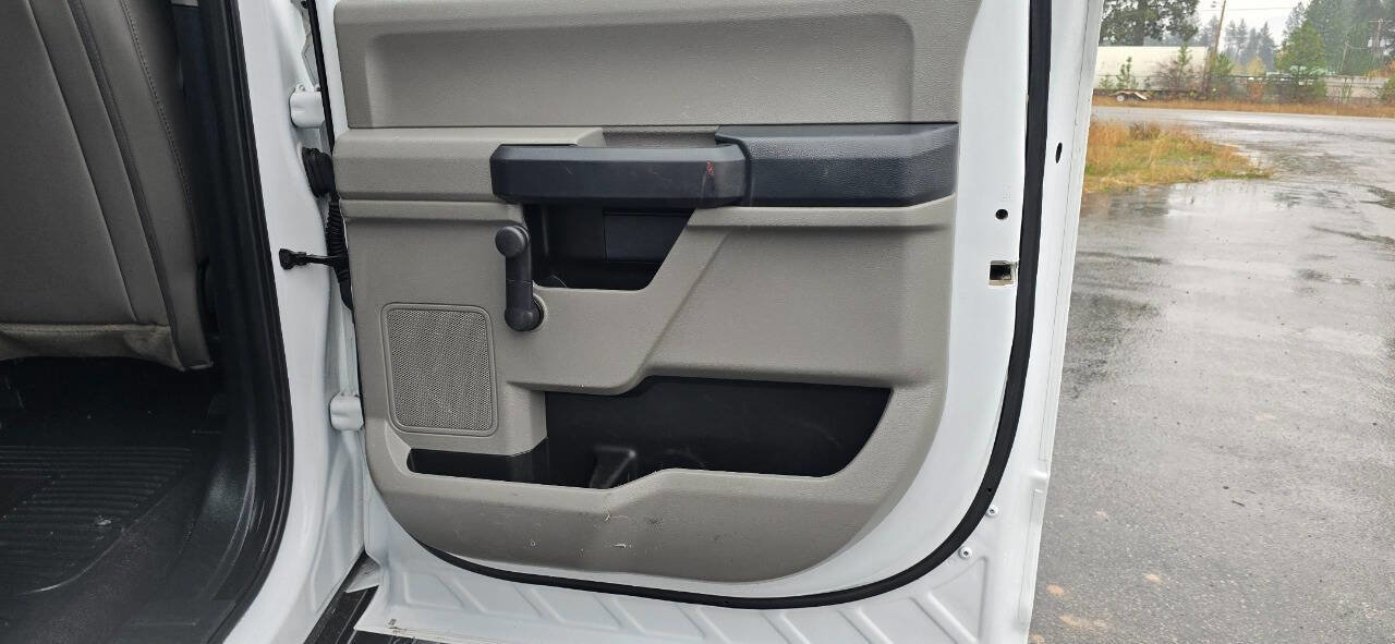 Used 2022 Ford F550 4x4 Crew Cab Super Duty image 18