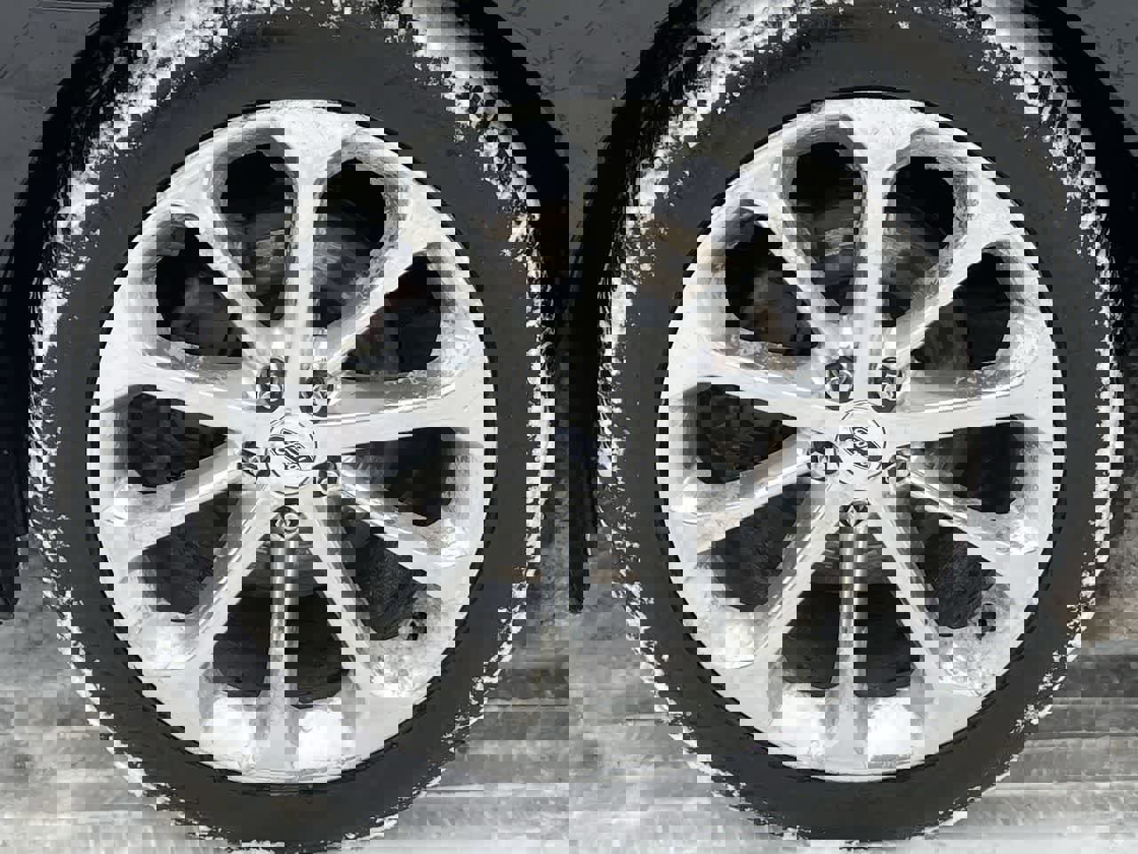 Used 2017 Ford Taurus Limited image 35