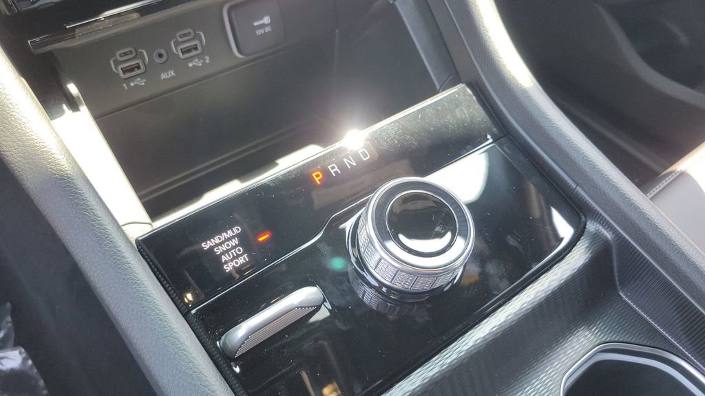 New 2025 Jeep Grand Cherokee L Limited w/ Black Appearance Package image 32