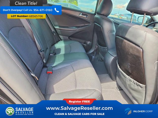 Used 2013 Hyundai Sonata SE w/ Navigation & Sunroof Pkg FWD image 13