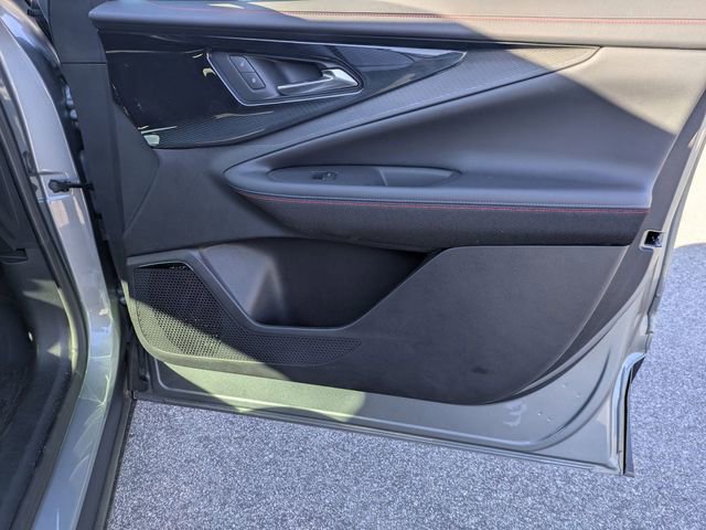 New 2025 Chevrolet Blazer EV RS image 38