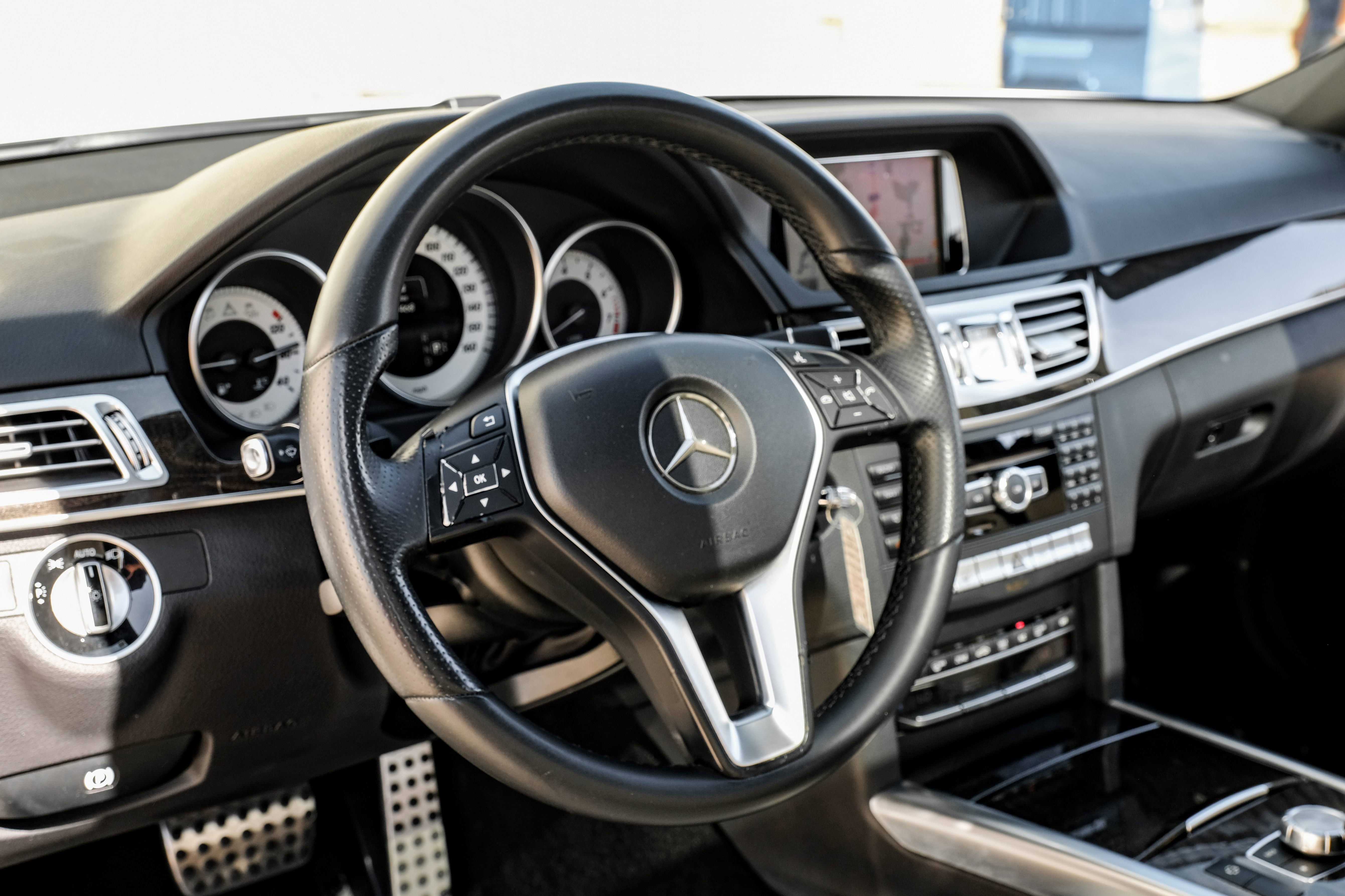 Used 2015 Mercedes-Benz E 350 Sedan w/ Premium 1 Package image 15