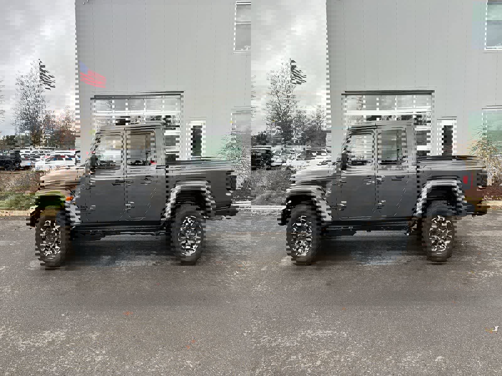 New 2026 Jeep Gladiator Sport image 2