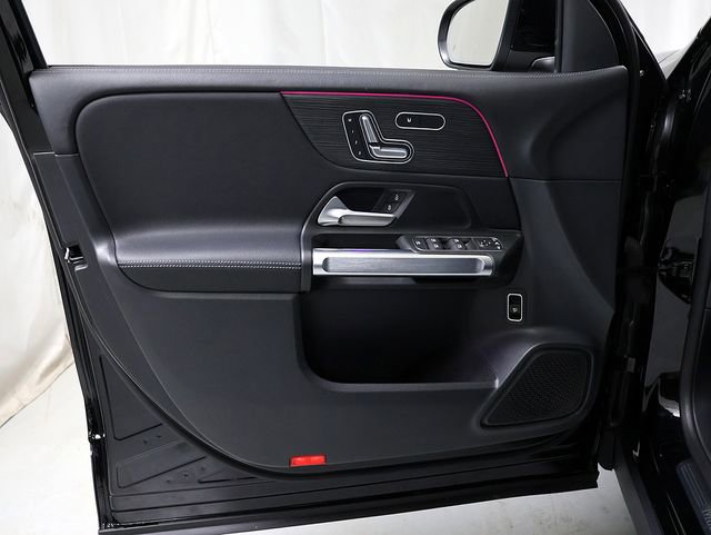 Certified 2023 Mercedes-Benz GLB 250 4MATIC image 24