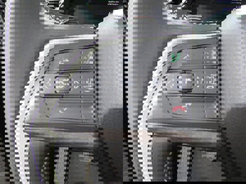 Used 2023 Jeep Grand Cherokee Limited image 23