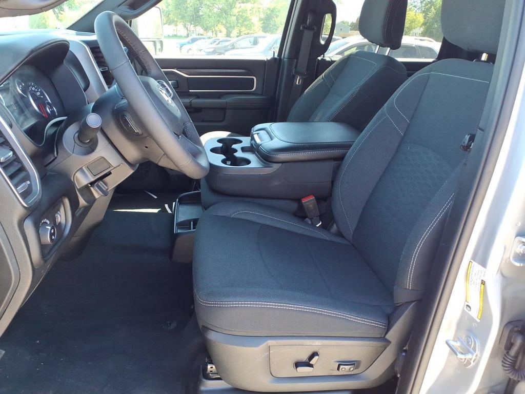 Used 2026 RAM 2500 Big Horn AWD/4WD image 3