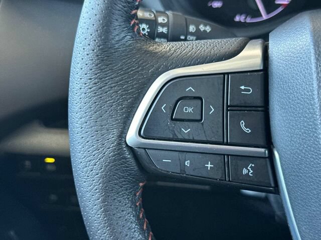 Used 2021 Toyota Sienna XSE FWD image 30