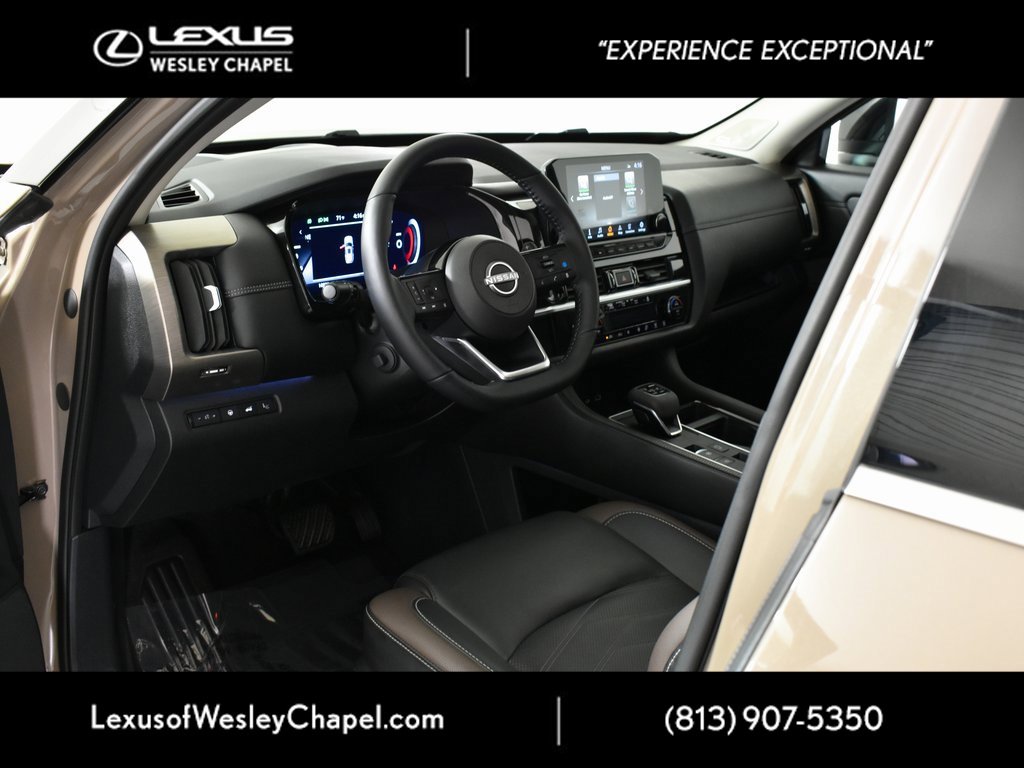 Used 2025 Nissan Pathfinder Platinum w/ Cargo Package image 22